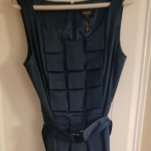 Green knee length dress